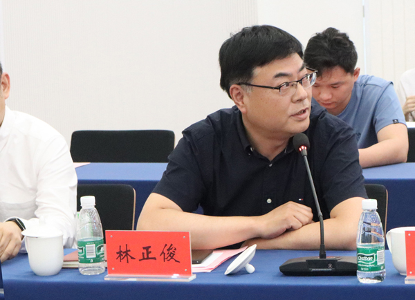 江北新區(qū)財政局 副局長 林正俊 江北新區(qū)財政局 副局長 林正俊