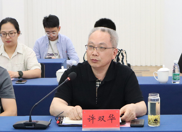 江北新區(qū)生命健康辦 主 任 許雙華 江北新區(qū)生命健康辦 主 任 許雙華